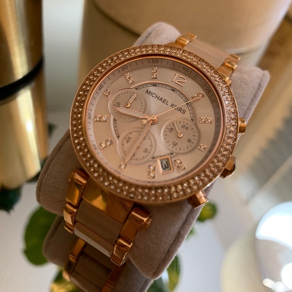 Rose Gold Michael Kors Watch - Picture 1 of 5